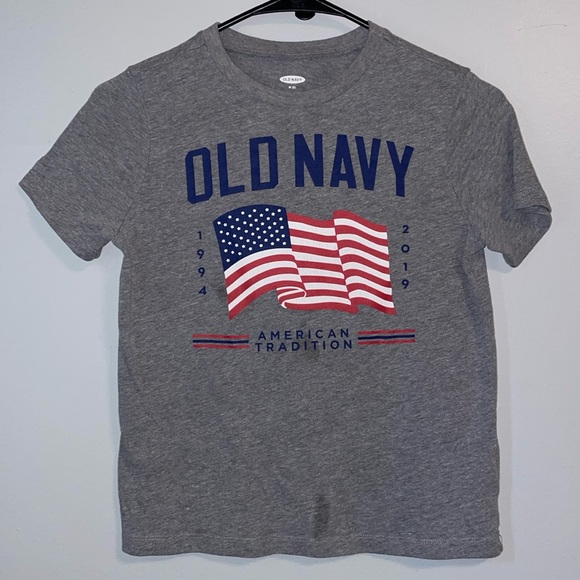 Old Navy Other - KIDS Old Navy grey and red American flag t-shirt
